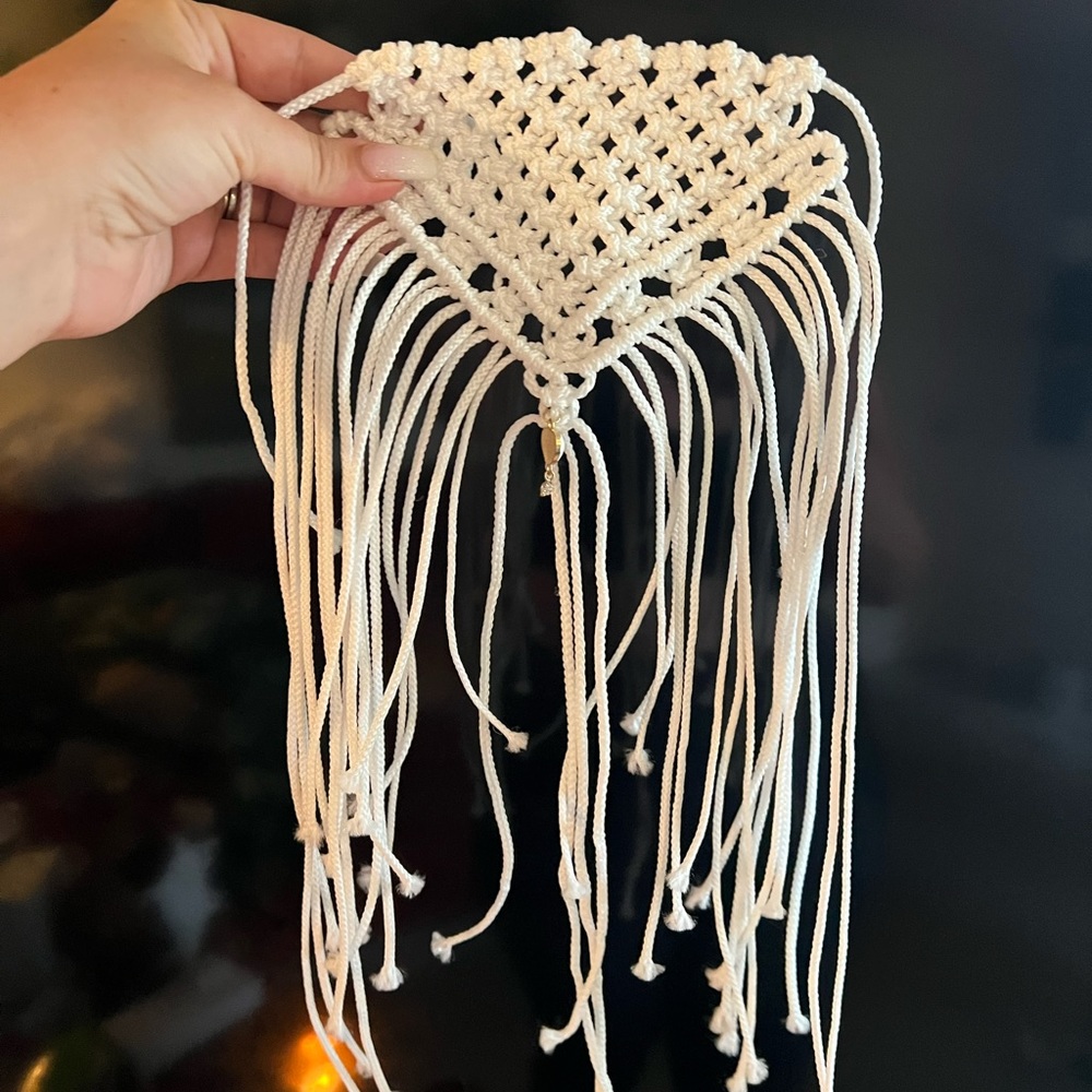 macramé wrap for floral bouquet